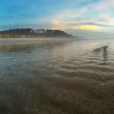 Watermark Surf House Οβάρ